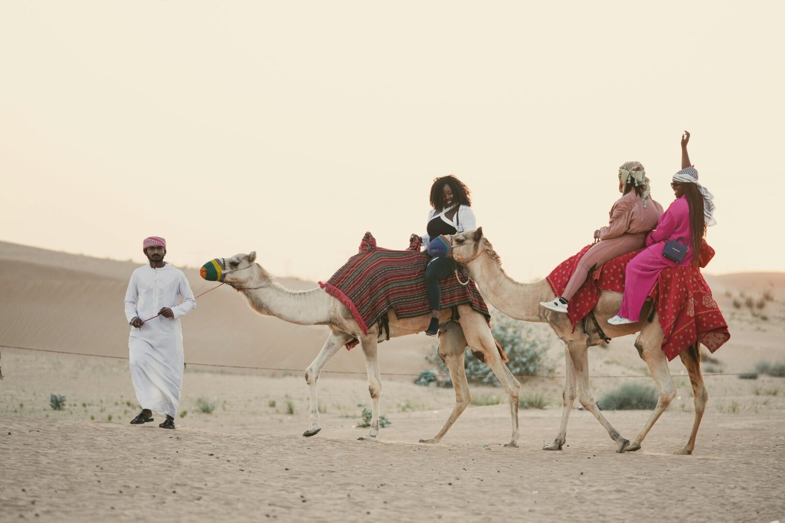 Dubai Tour Packages - Desert Safari, City Tour, and Dhow Cruise